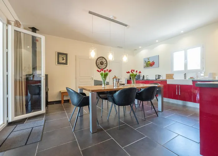 La Belle Epoque * Escales